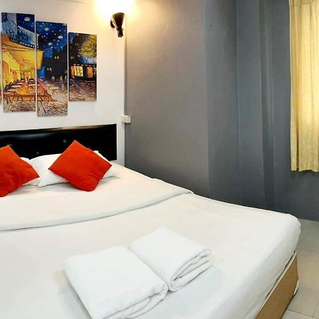 Khaosan Art Hotel Bangkok Exterior photo